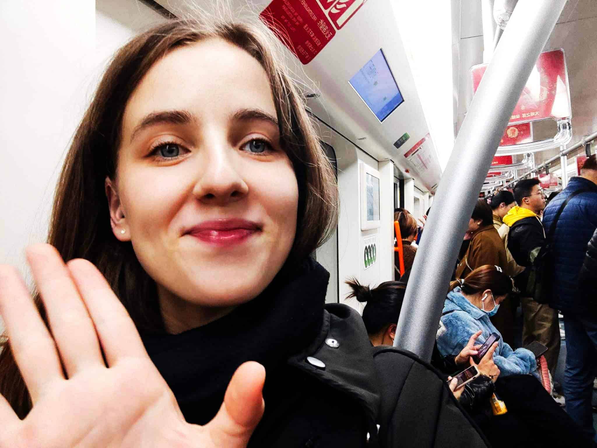 Elégedett utazó portréfotó
